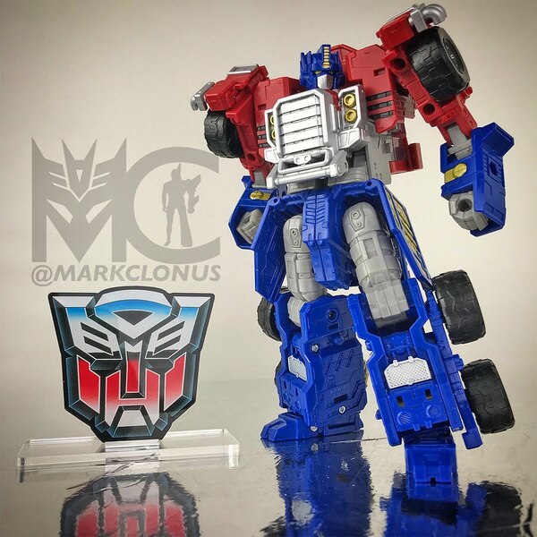 Concept Image Of Behind The Scenes Armada Optimus Prime From Legacy Evolution Commander  (1 of 10)